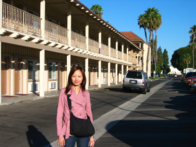 IMG_8002.JPG
Ramada Inn